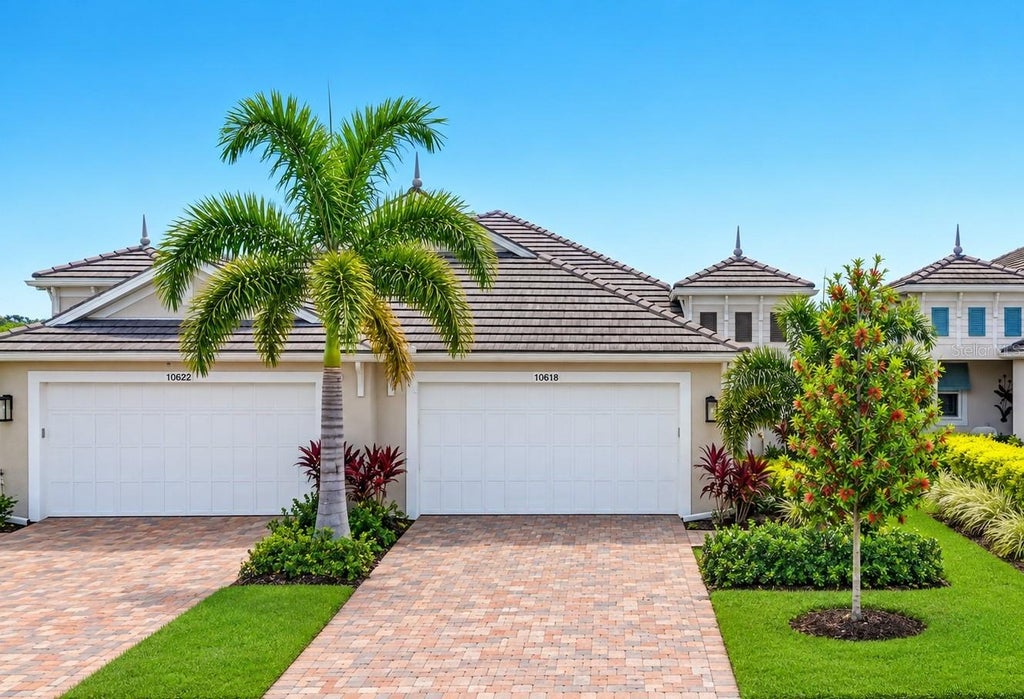 Photo of 10618 Klee Avenue, Bradenton, FL 34212 (MLS # A4707247)