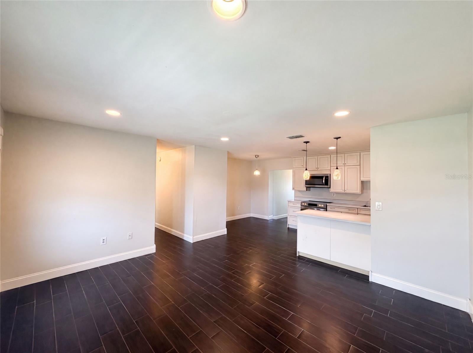 4147 WILLOW SOUTH DRIVE