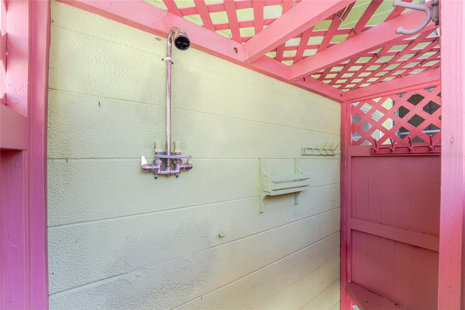 S J CHADWICKS - Residential