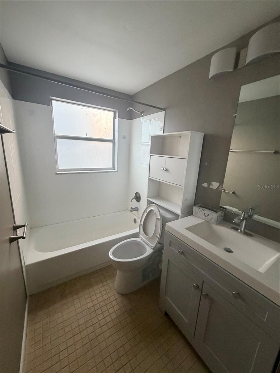 CLEARWOOD SUB 6TH ADD - Residential