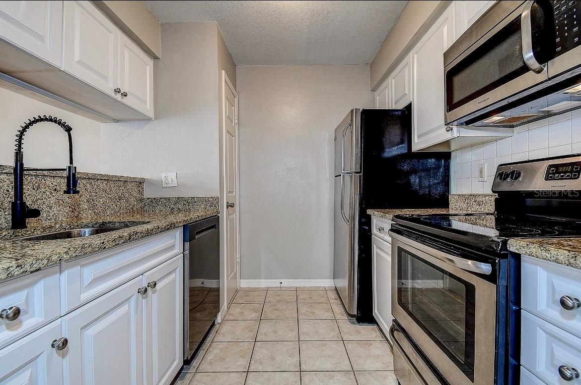 1000 W HORATIO STREET 314