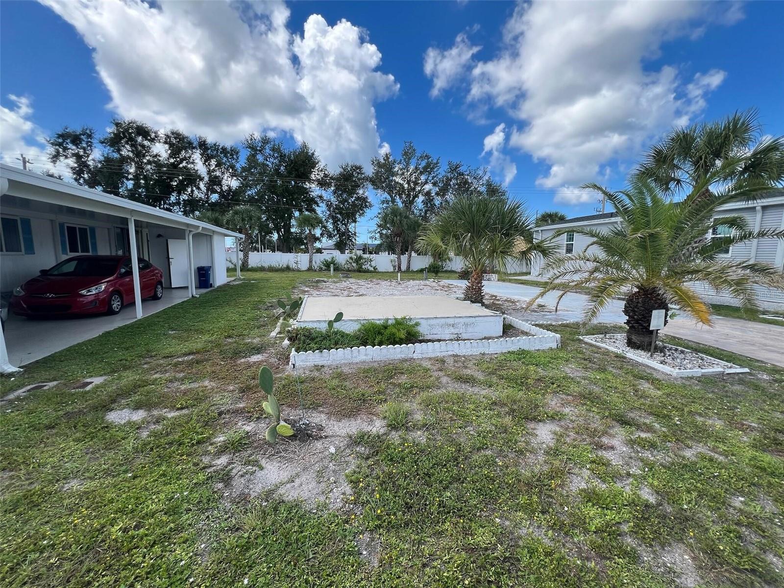 VENICE ISLE - Land