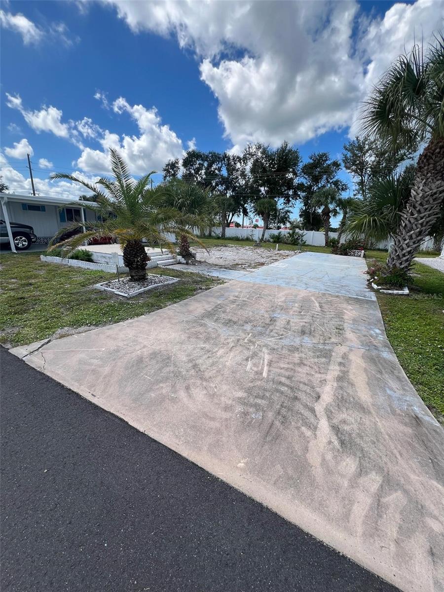 VENICE ISLE - Land