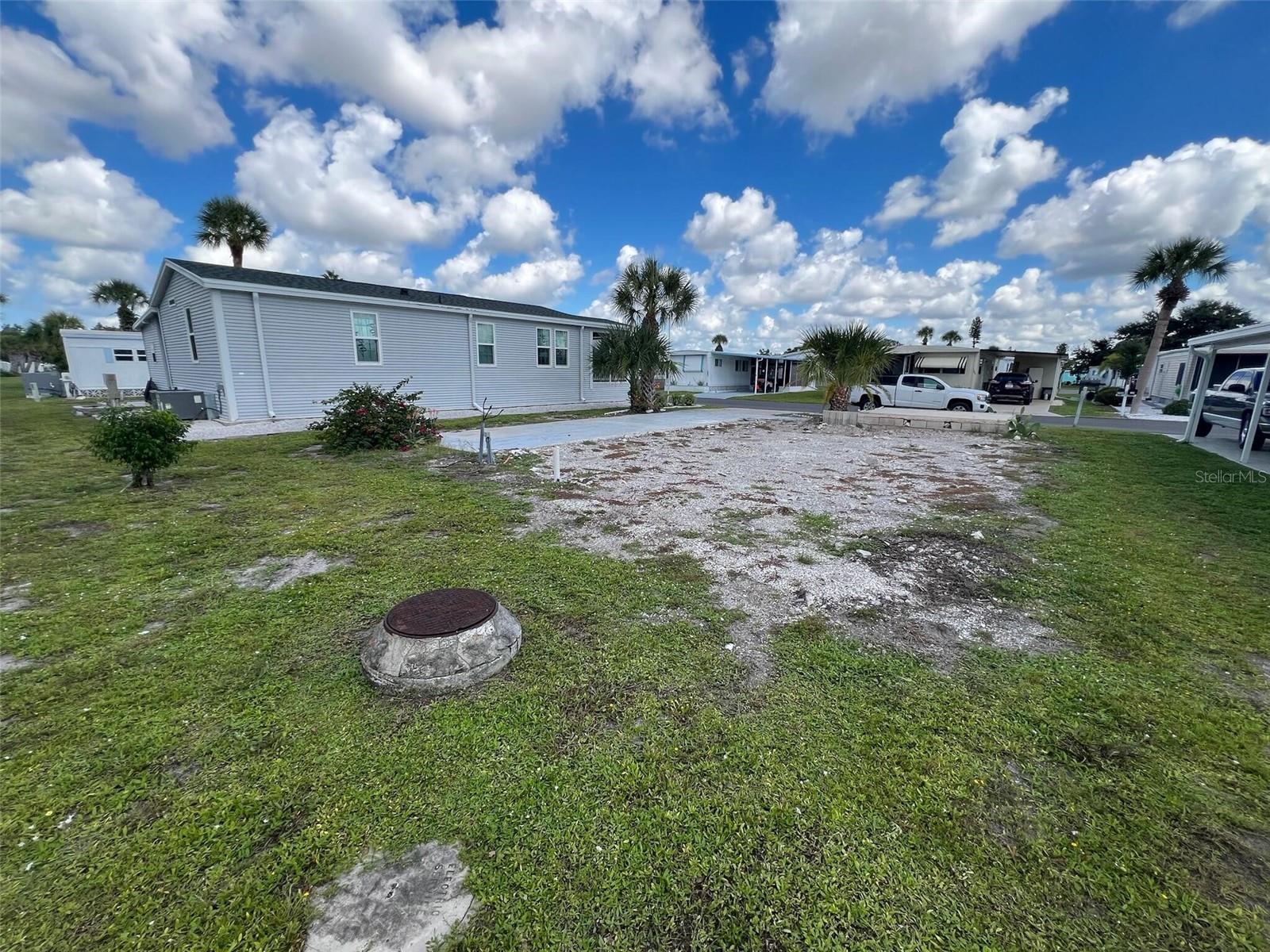 VENICE ISLE - Land