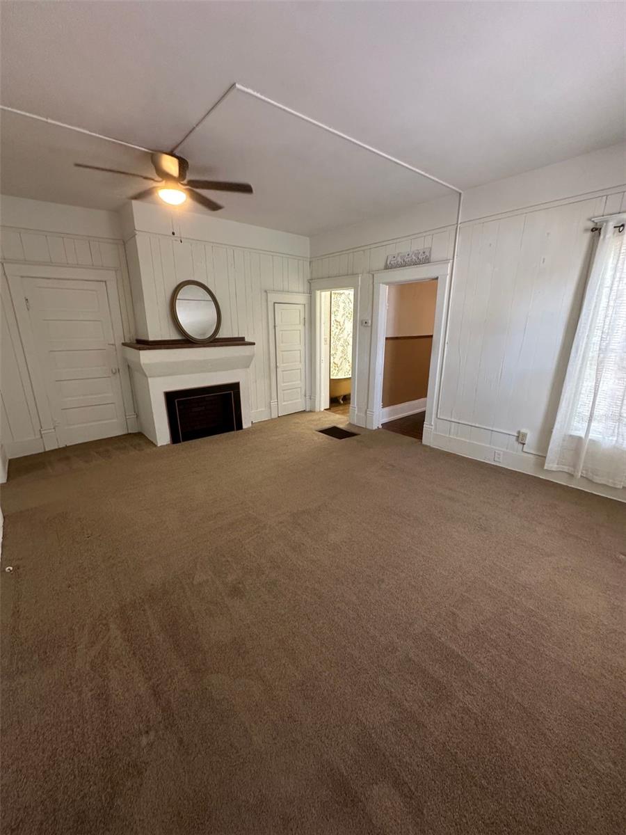ONEAL & OSBORNS ADD - Residential Lease