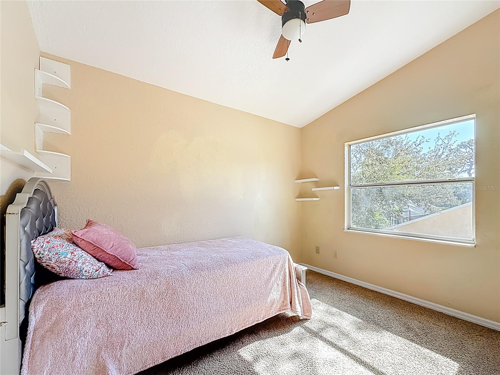 BON CREEK PARK - Residential