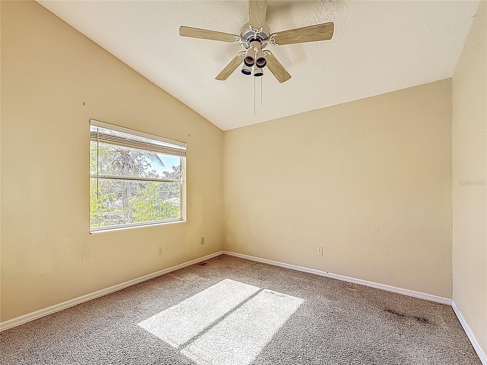 BON CREEK PARK - Residential