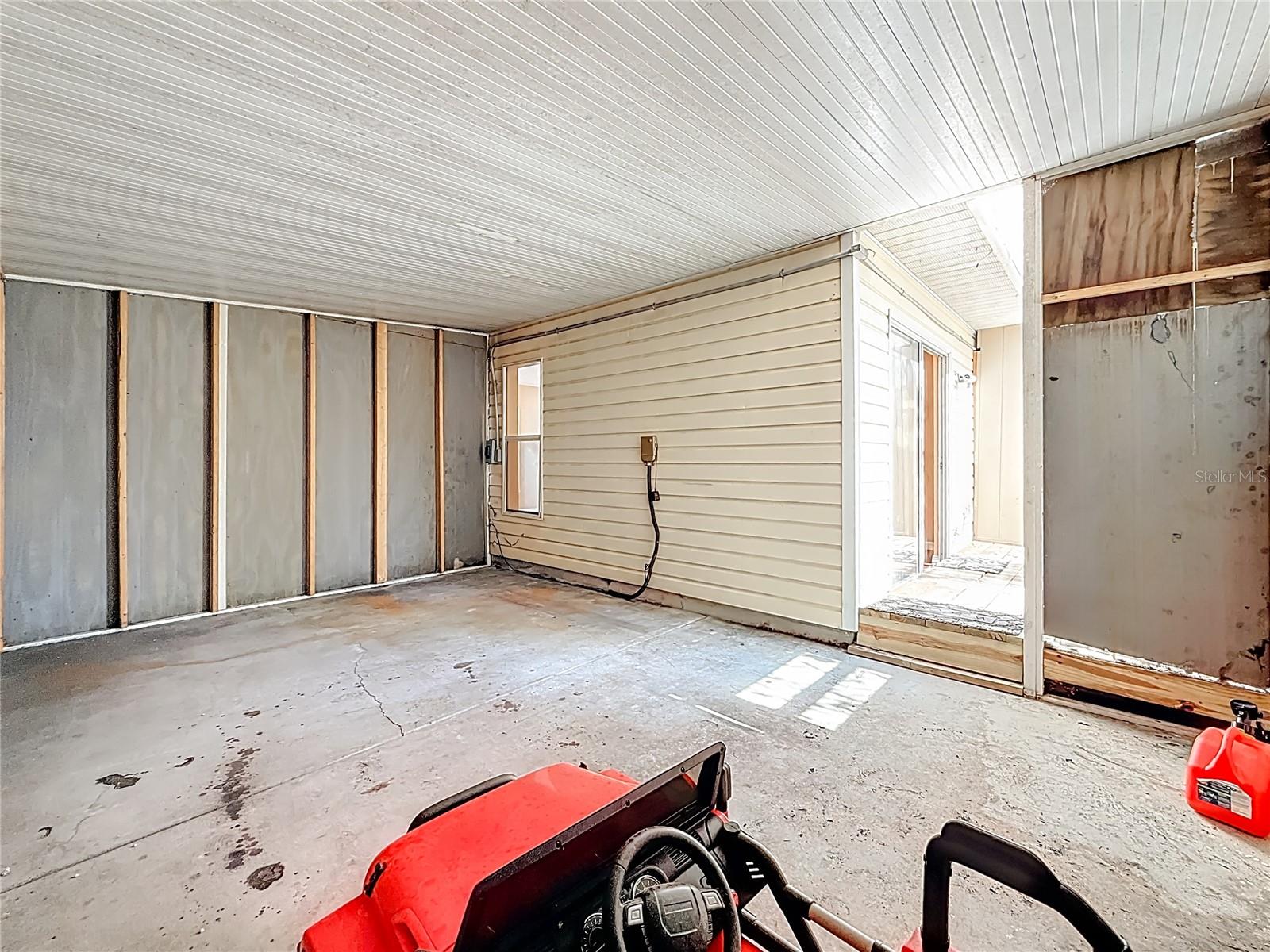 BON CREEK PARK - Residential