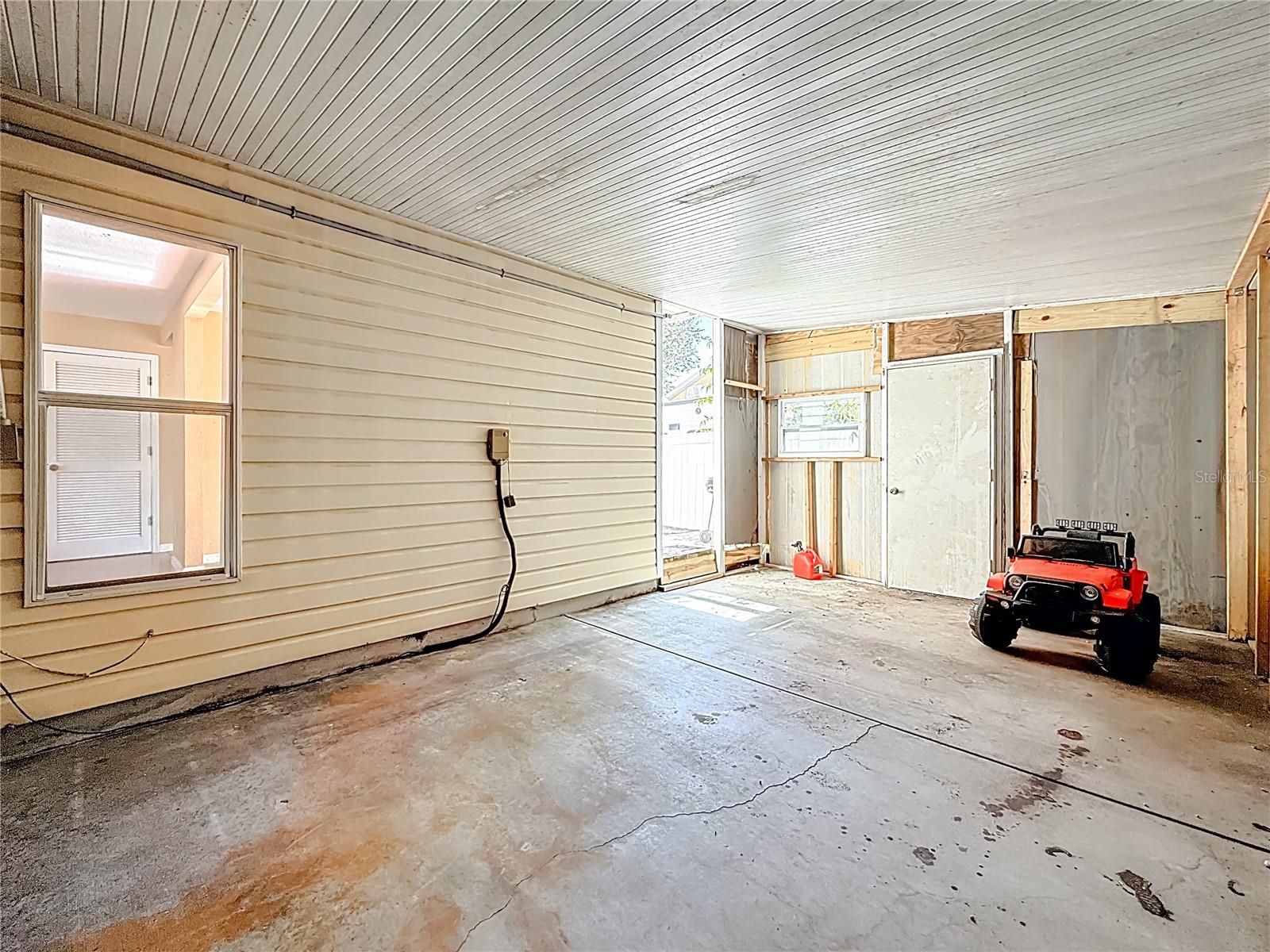 BON CREEK PARK - Residential