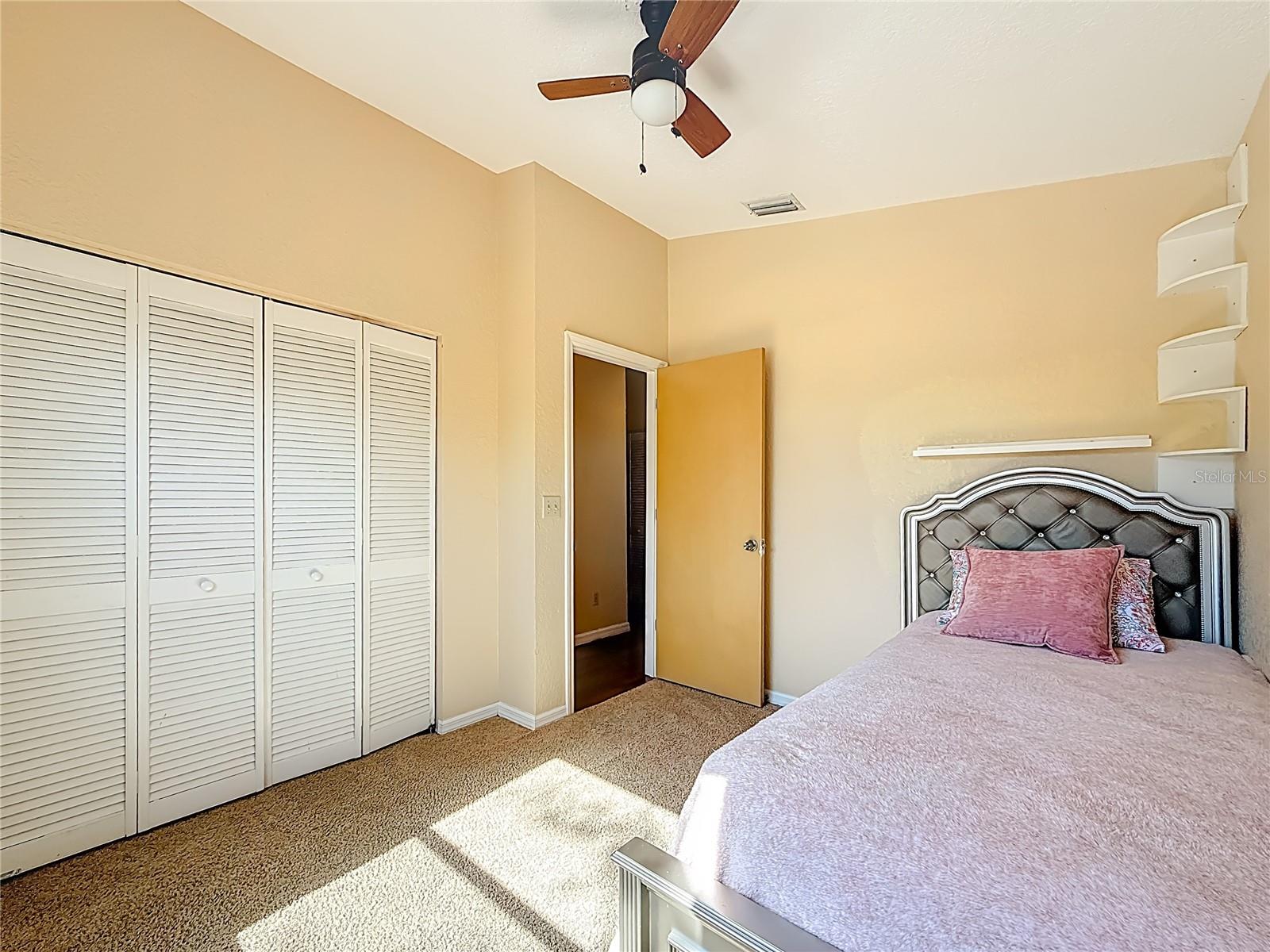 BON CREEK PARK - Residential