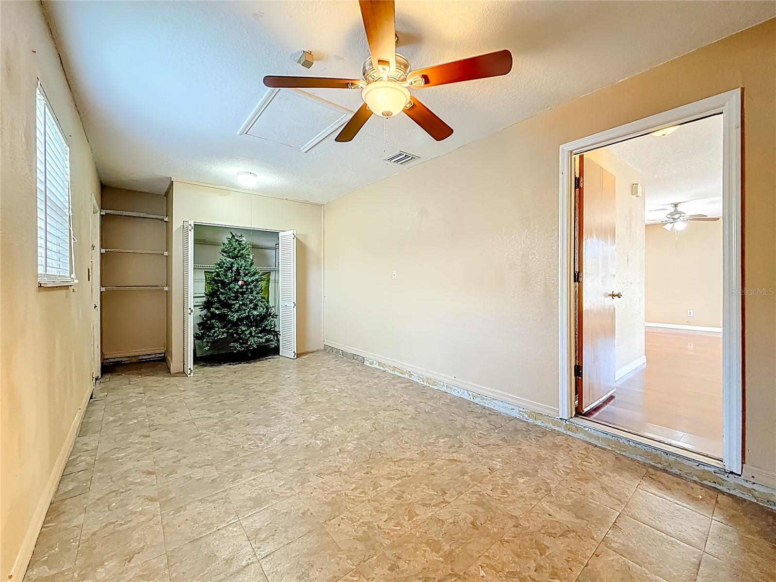 BON CREEK PARK - Residential