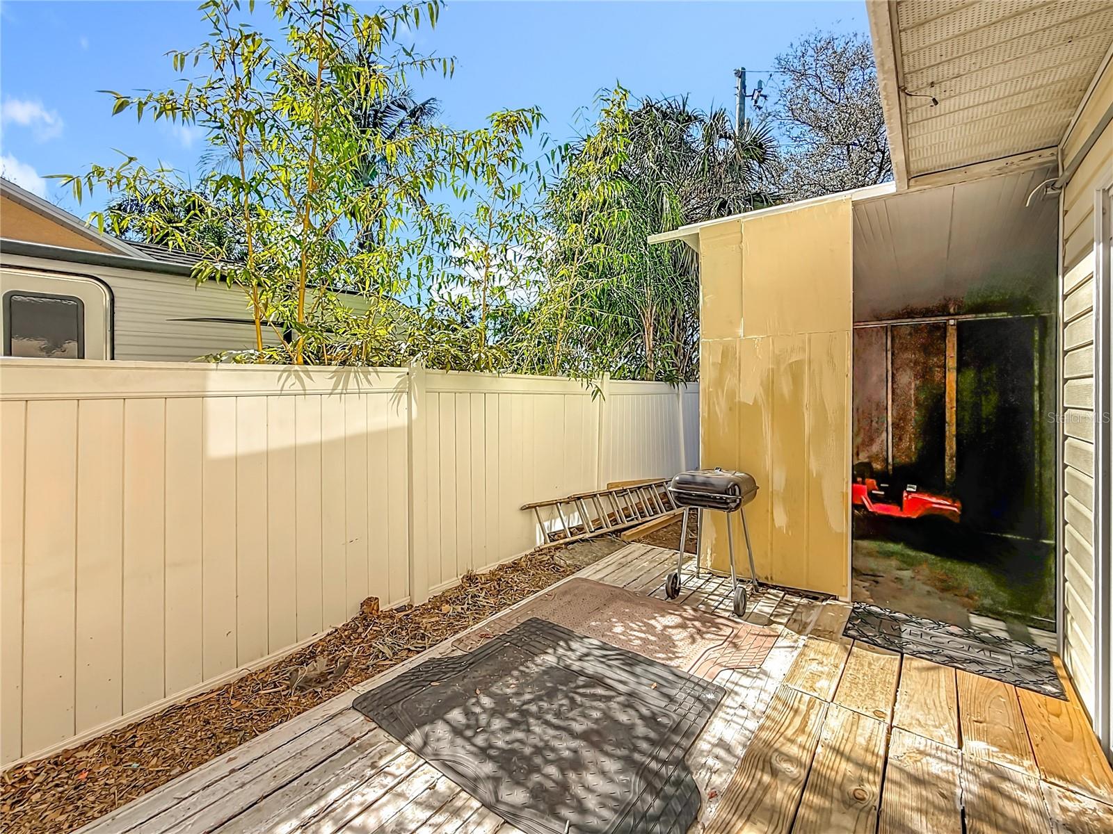 BON CREEK PARK - Residential