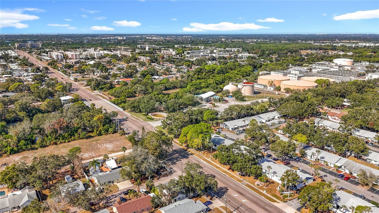 BON CREEK PARK - Residential