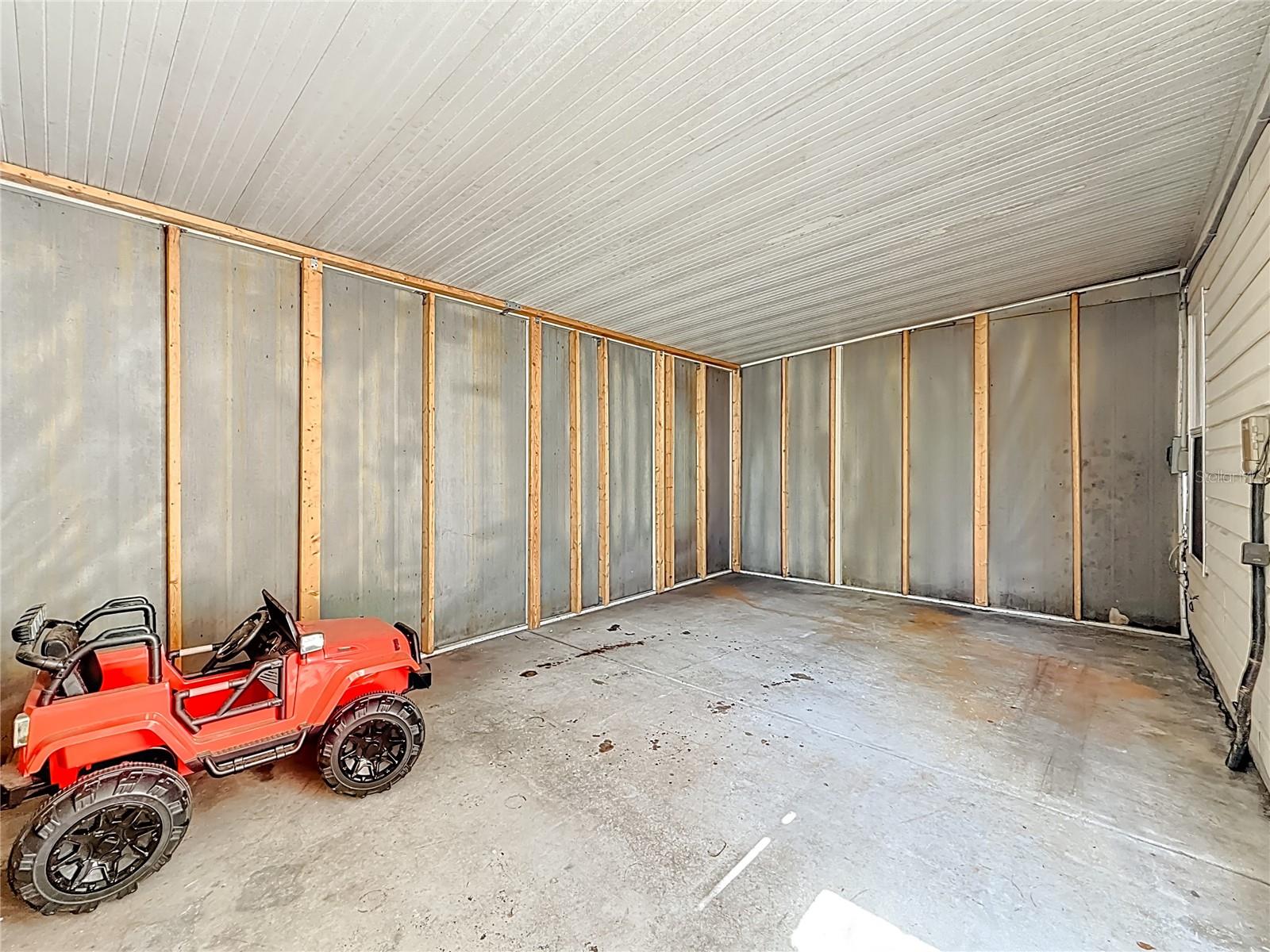 BON CREEK PARK - Residential