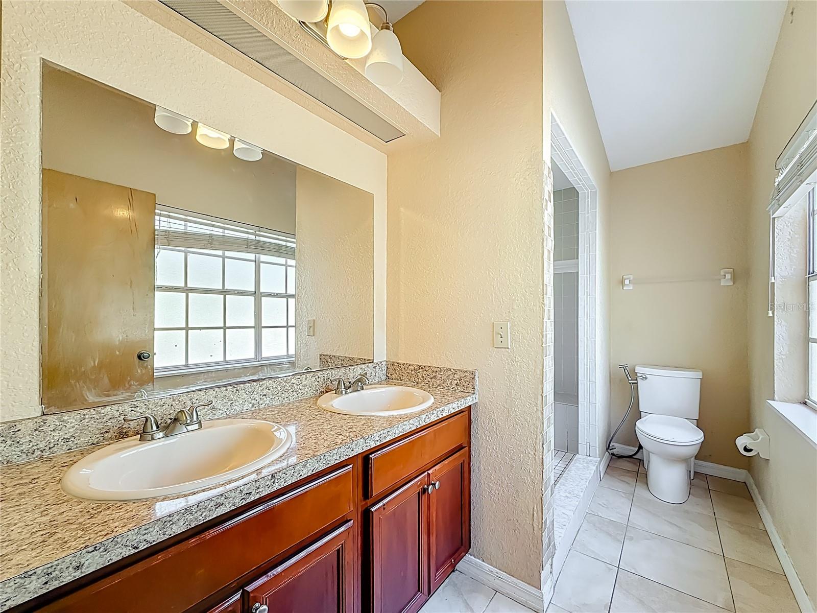 BON CREEK PARK - Residential