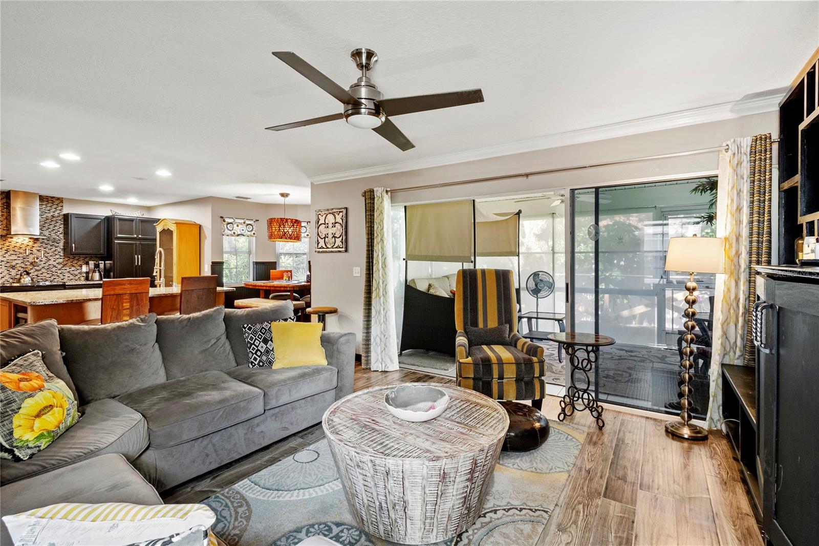 CAPE TOWN VILLAGE - Residential Lease