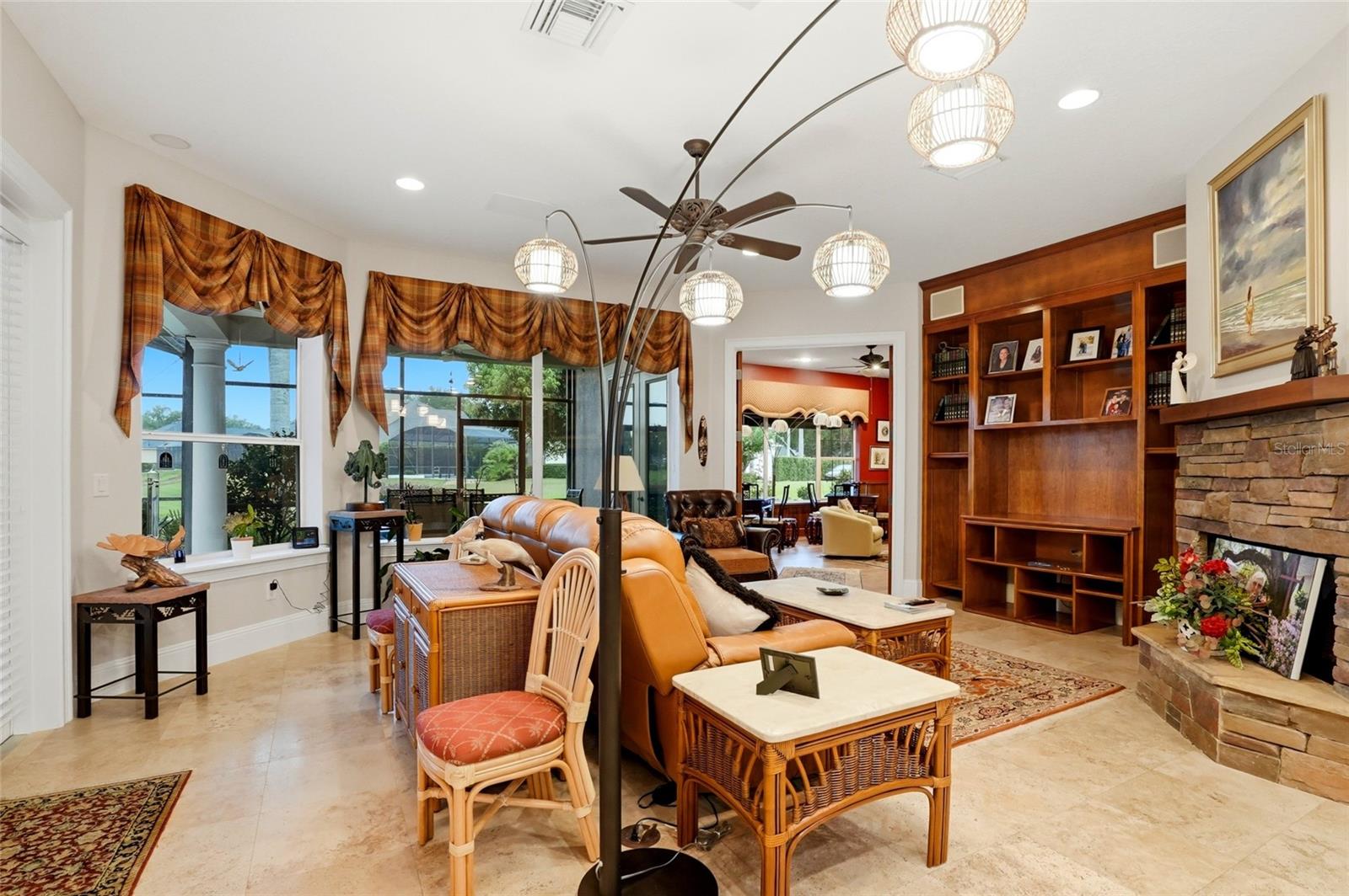 1059 CEASARS COURT