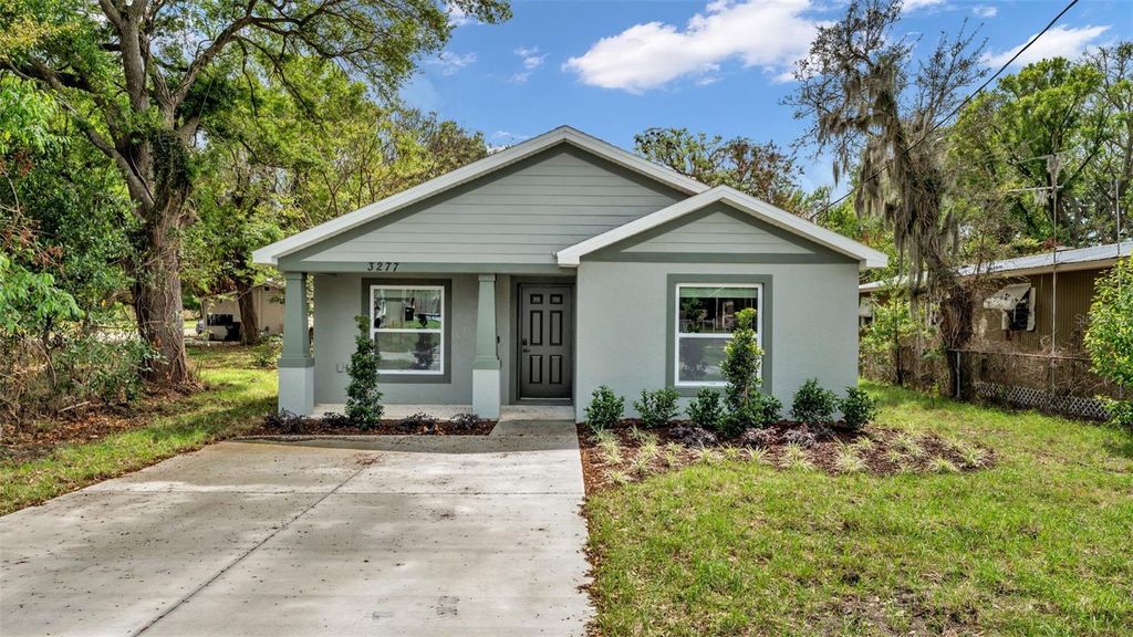 Photo of 3277 Alberta Street, Bartow, FL 33830 (MLS # L4960369)