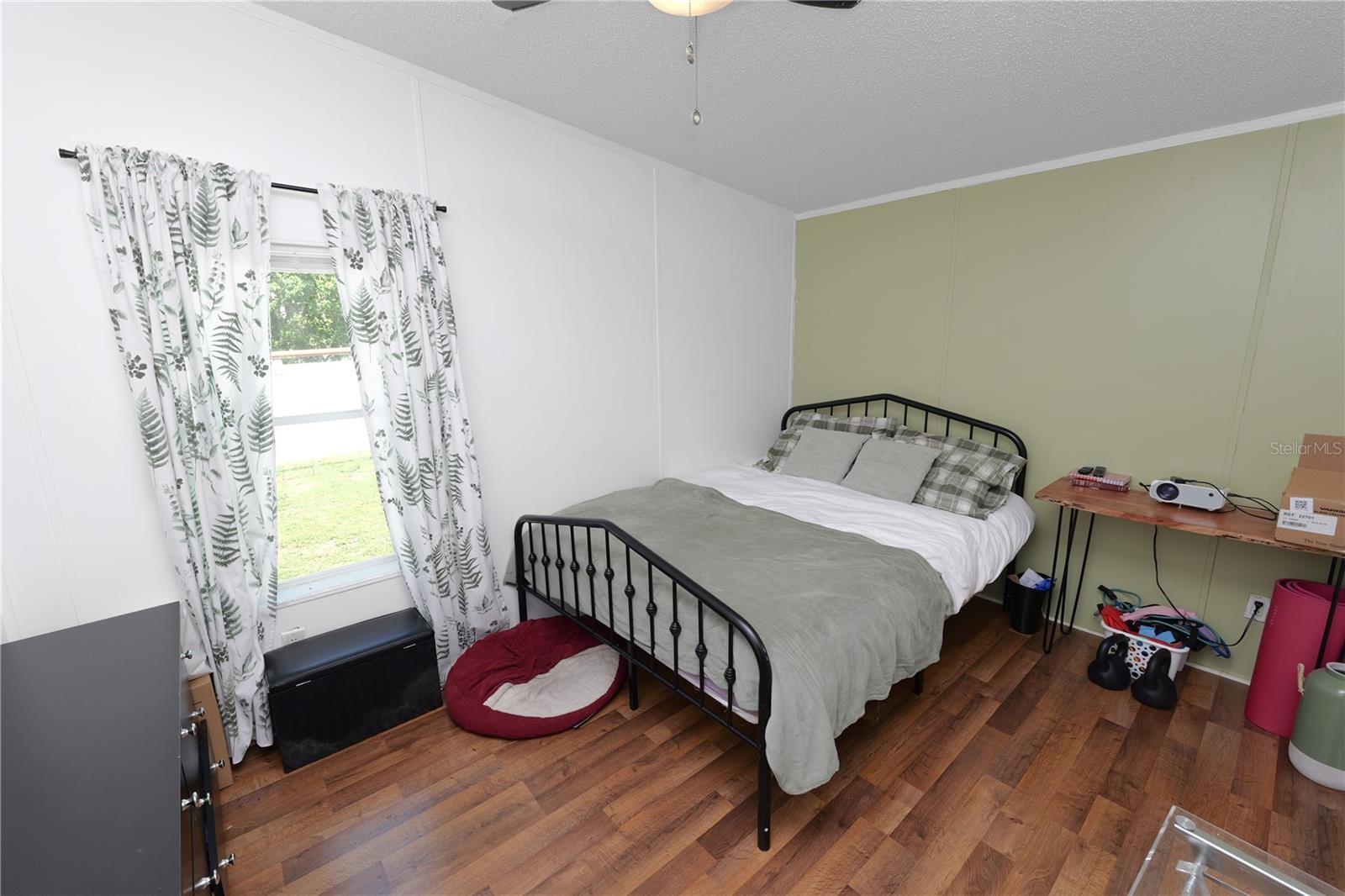 VILLAGE UNIT 04 ADD LAKELAND - Residential