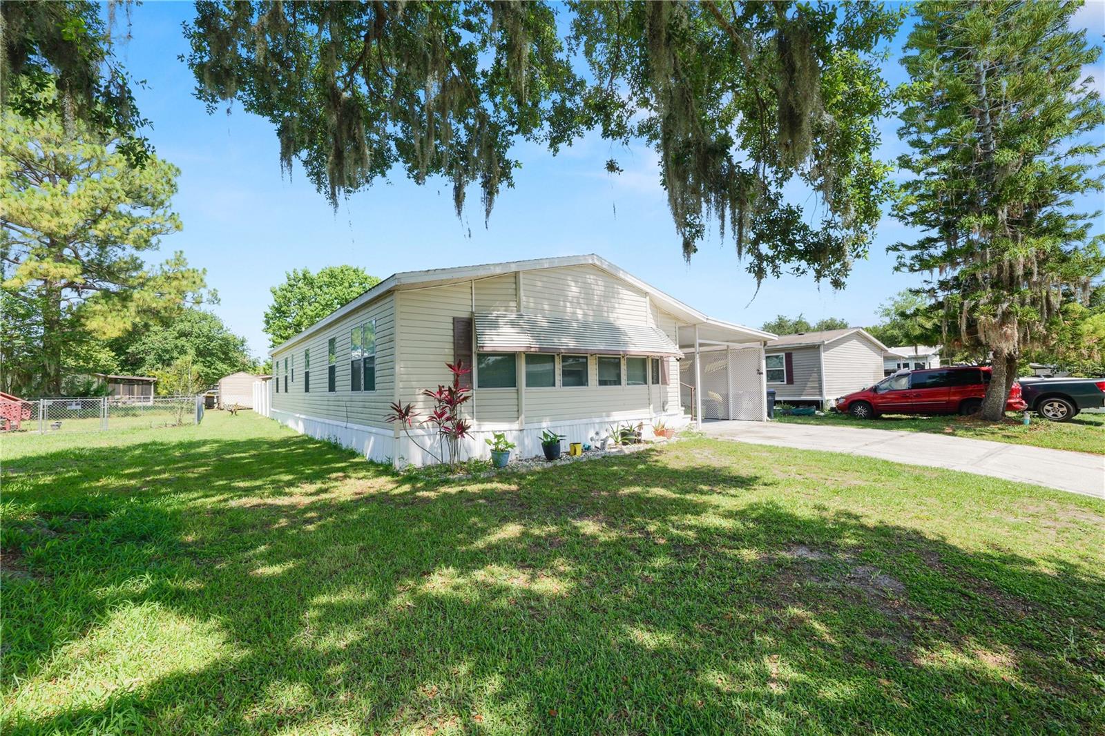 VILLAGE UNIT 04 ADD LAKELAND - Residential