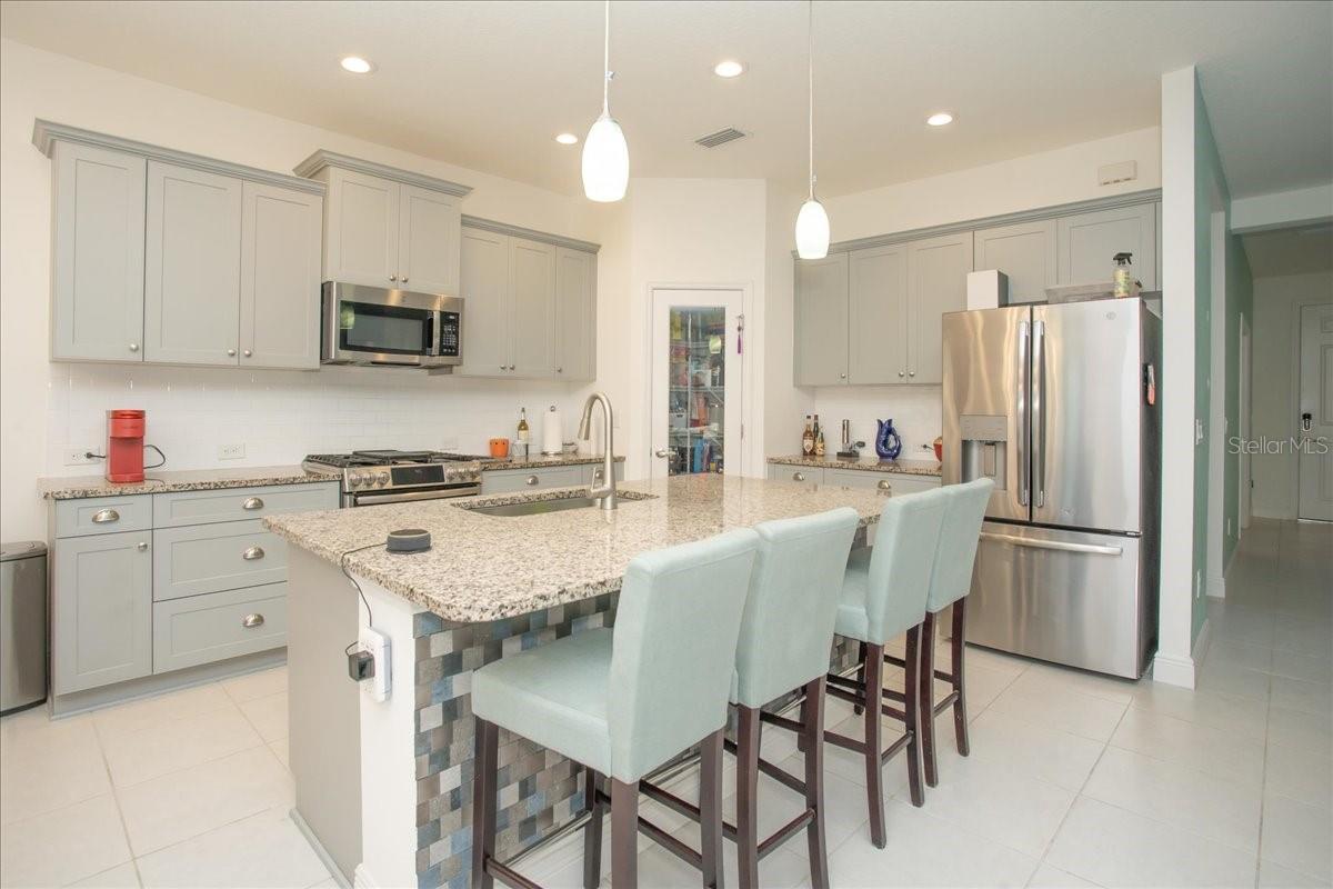 3514 SHIMMERING OAKS DRIVE