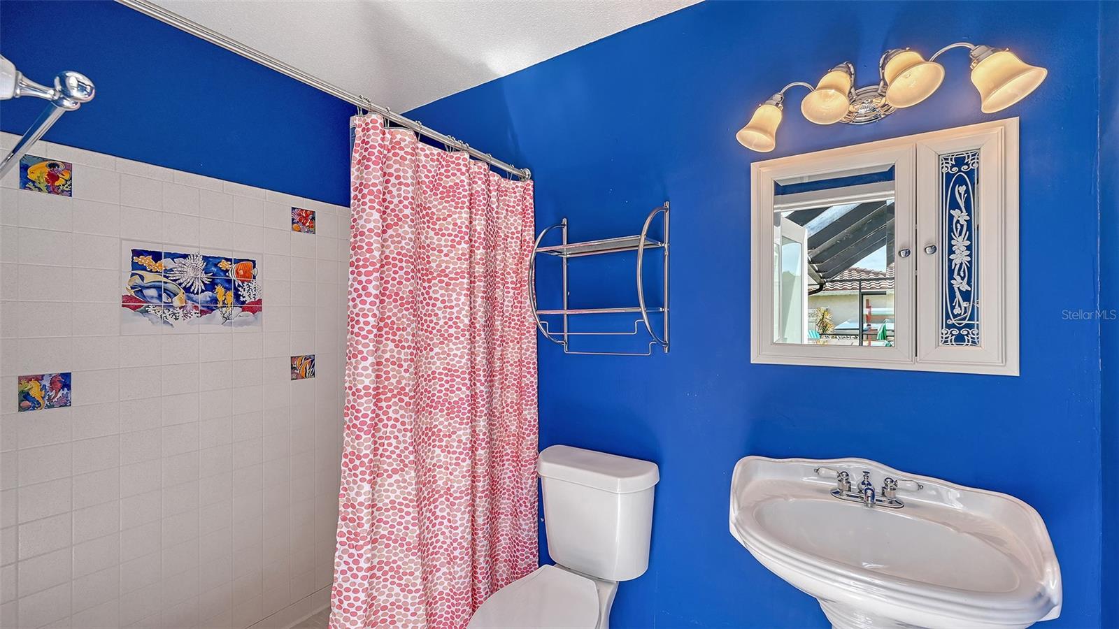 VENICE GARDENS - Residential