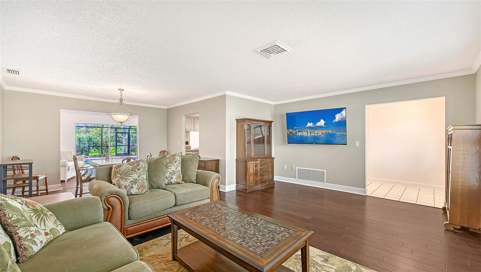 VENICE GARDENS - Residential