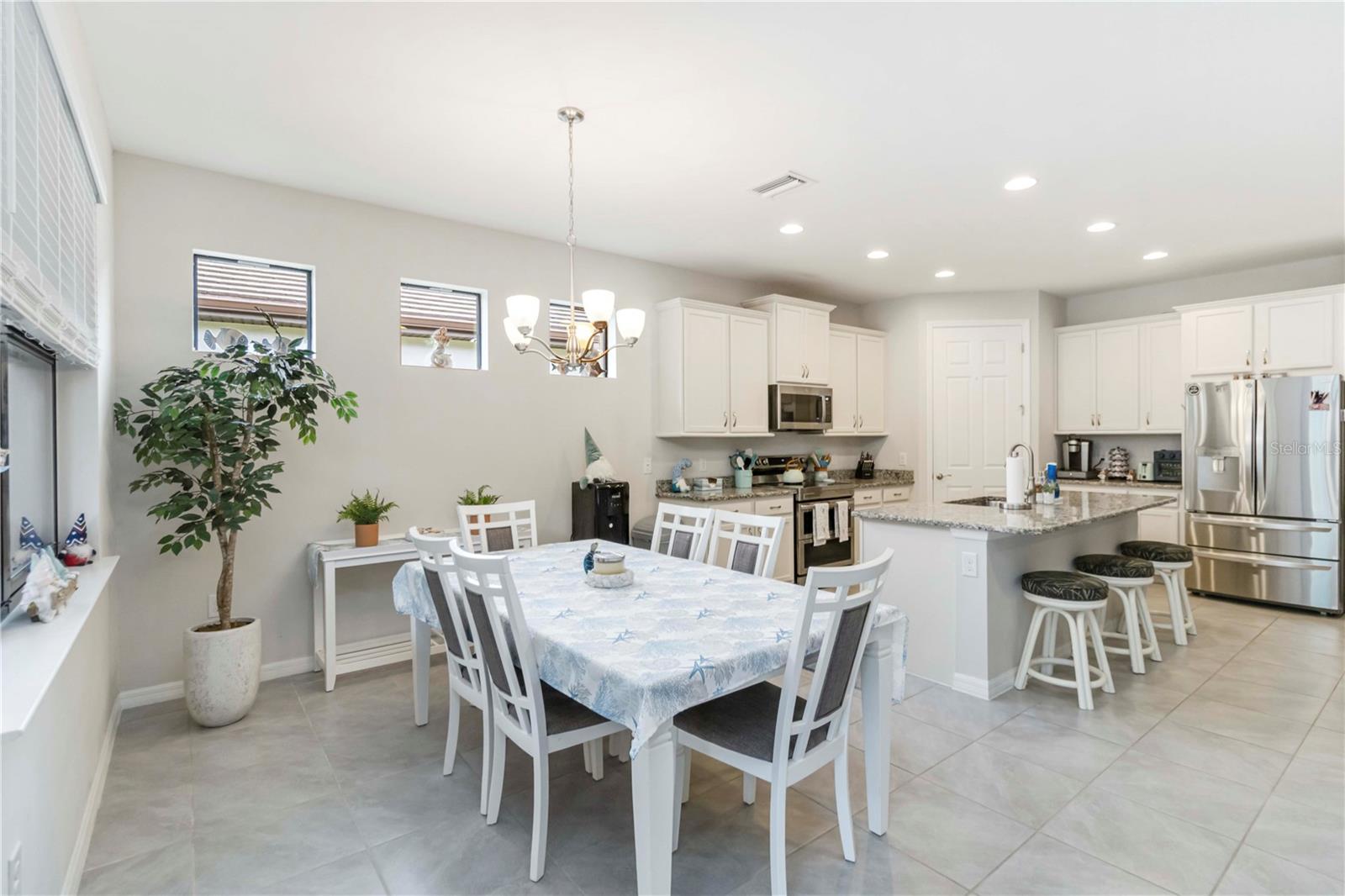 WEST VLGS PH 1 - Residential Lease
