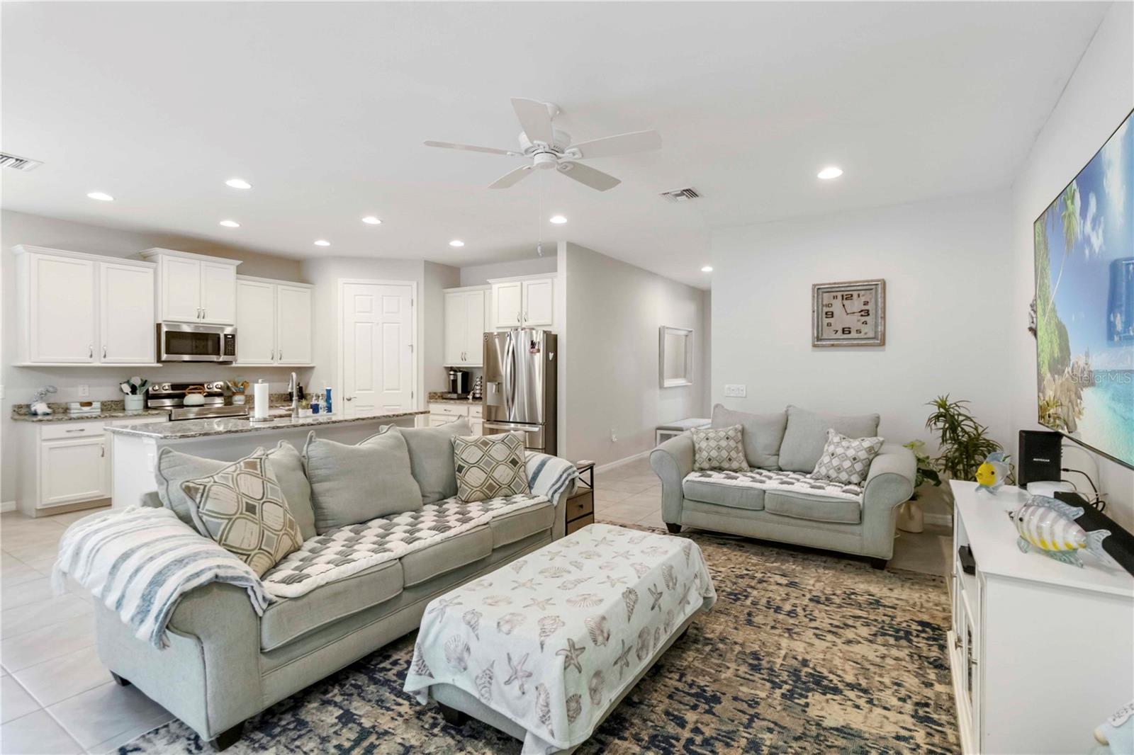 WEST VLGS PH 1 - Residential Lease