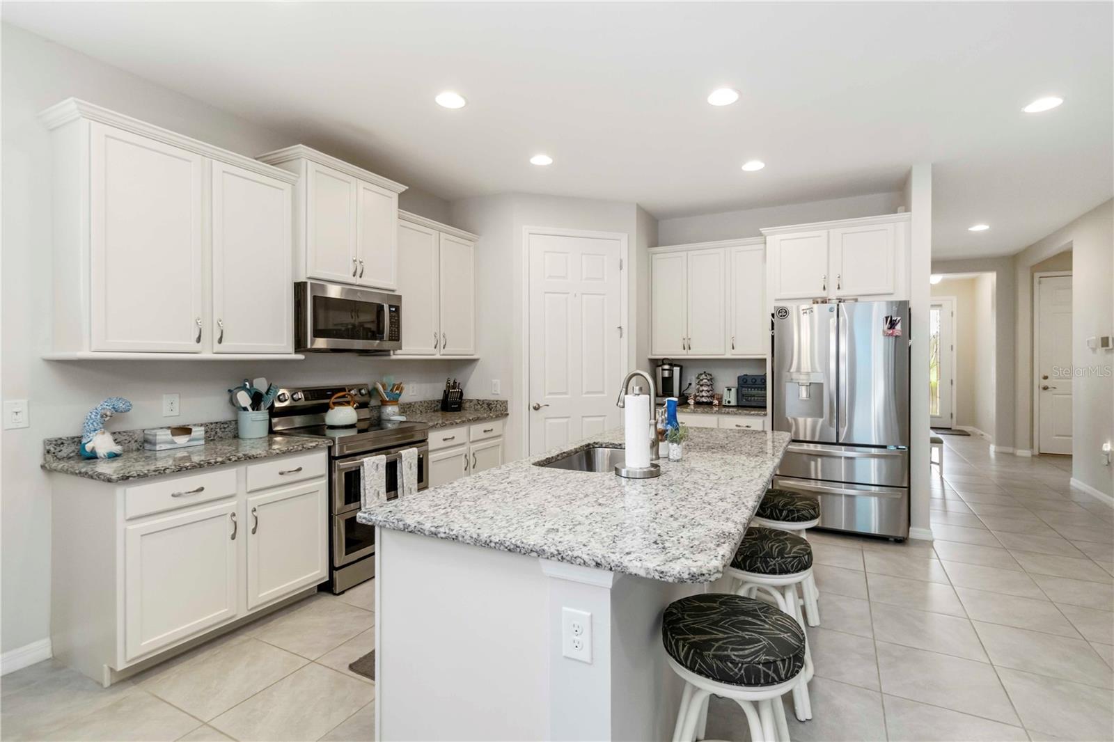 WEST VLGS PH 1 - Residential Lease