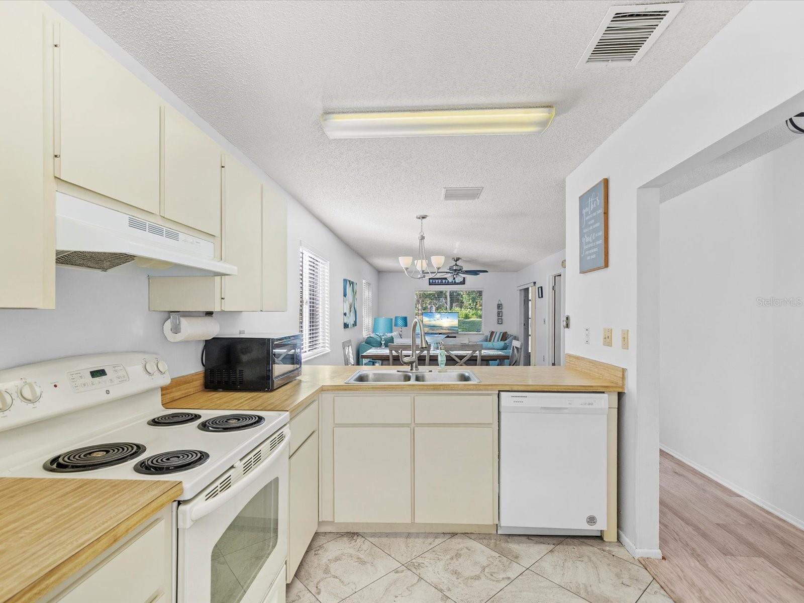 BRIAR PATCH - Residential