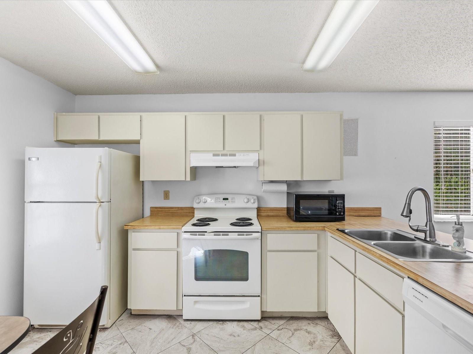 BRIAR PATCH - Residential