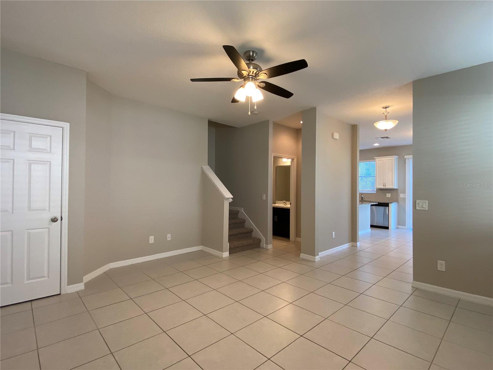 GOLDENROD RESERVE - Residential Lease