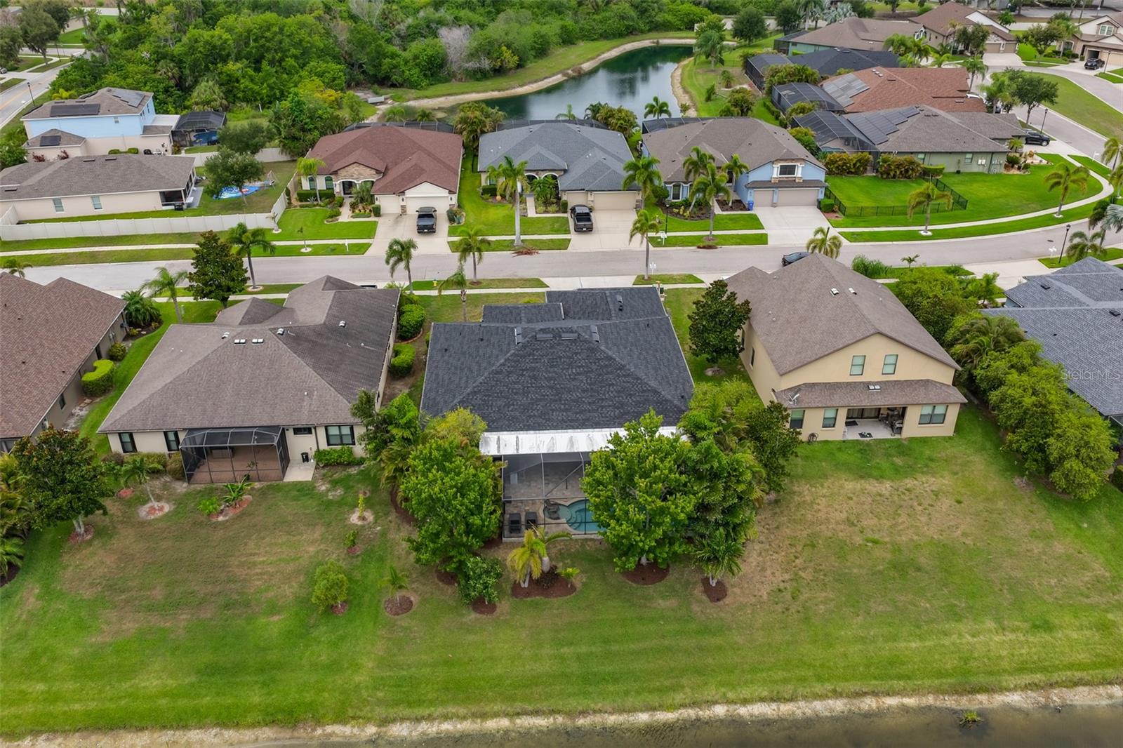 5305 MOON SHELL DRIVE