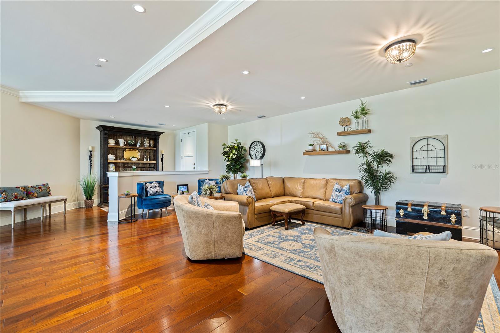 RESIDENCES AT BELLEVIEW PLACE CONDO - Residential