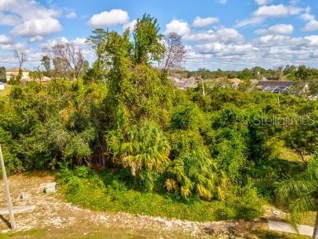 EAST LINDEN ESTATE - Land