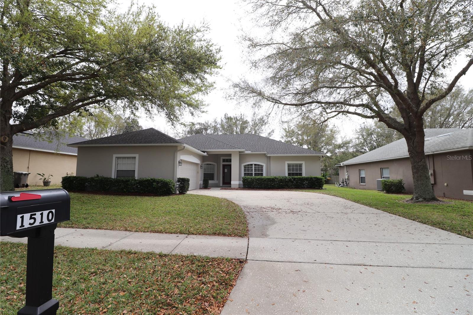 STONEYWOOD PH 11 - Residential Lease