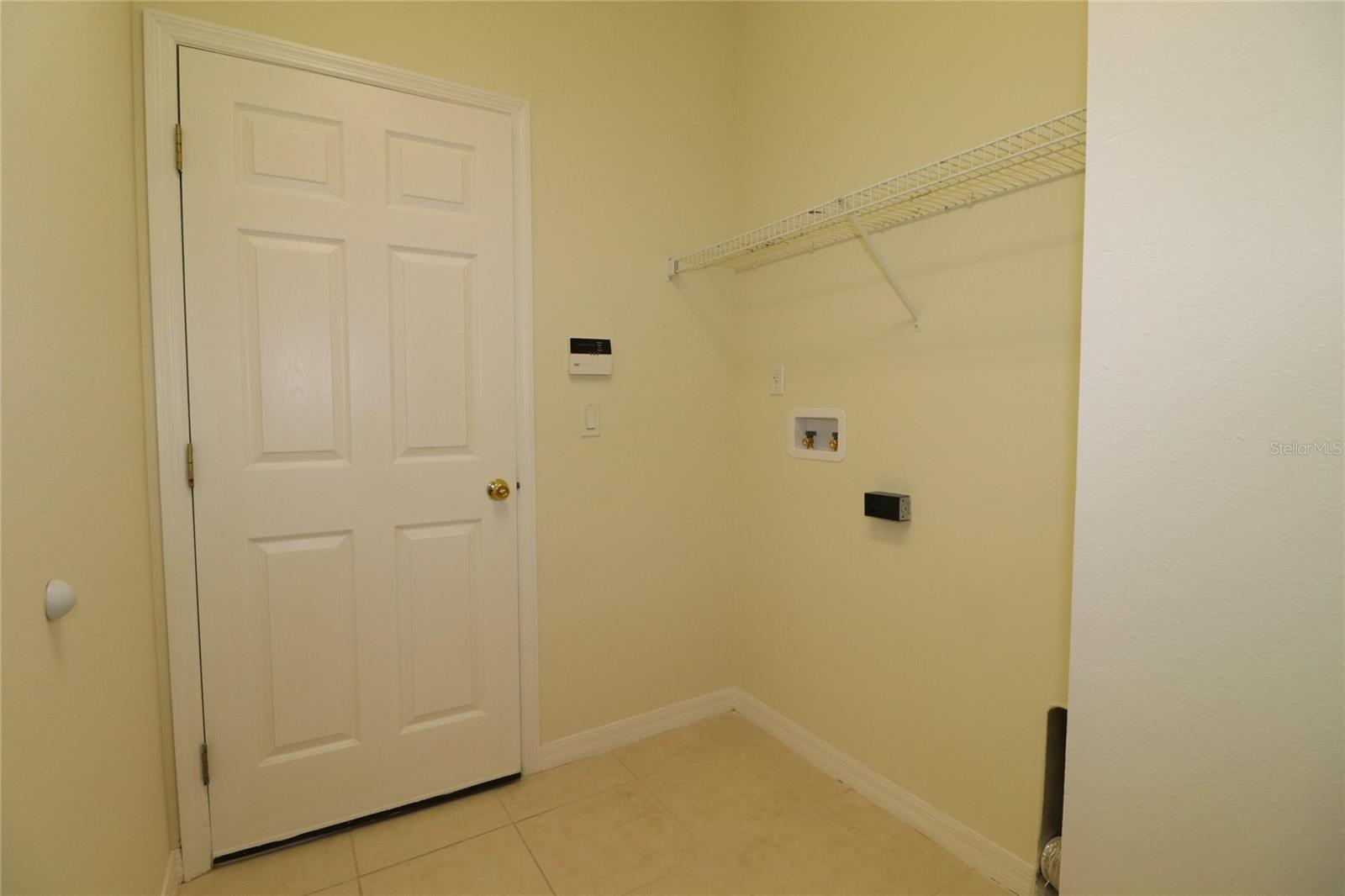 STONEYWOOD PH 11 - Residential Lease