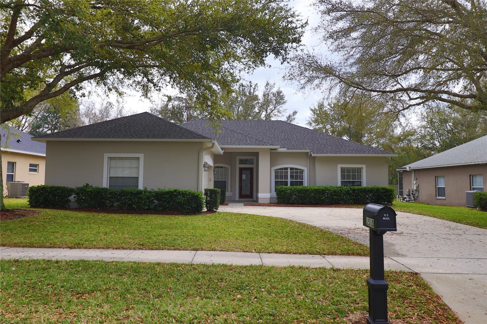 STONEYWOOD PH 11 - Residential Lease