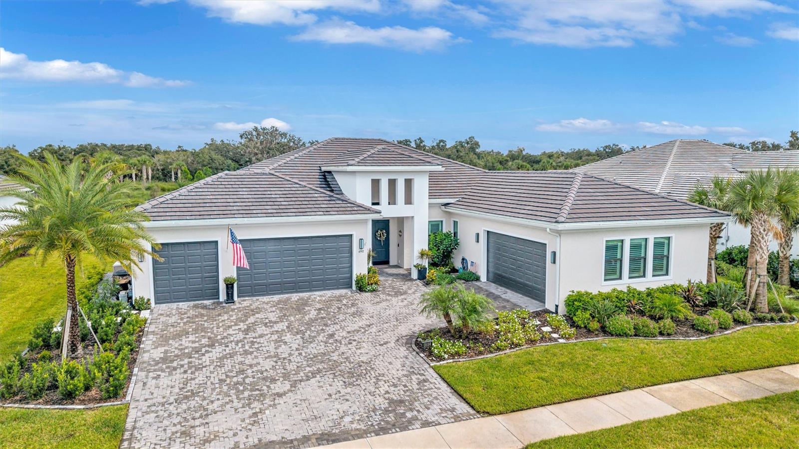 4592 MONDRIAN COURT, SARASOTA, FL, 34240 1 4592 MONDRIAN COURT