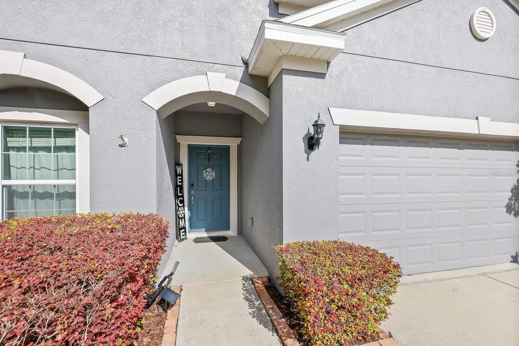 Photo of 11204 Coventry Grove Circle, Lithia, FL 33547 (MLS # TB8488331)