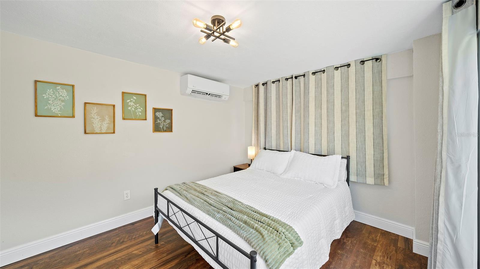 GRAND VIEW PARK - Residential Income