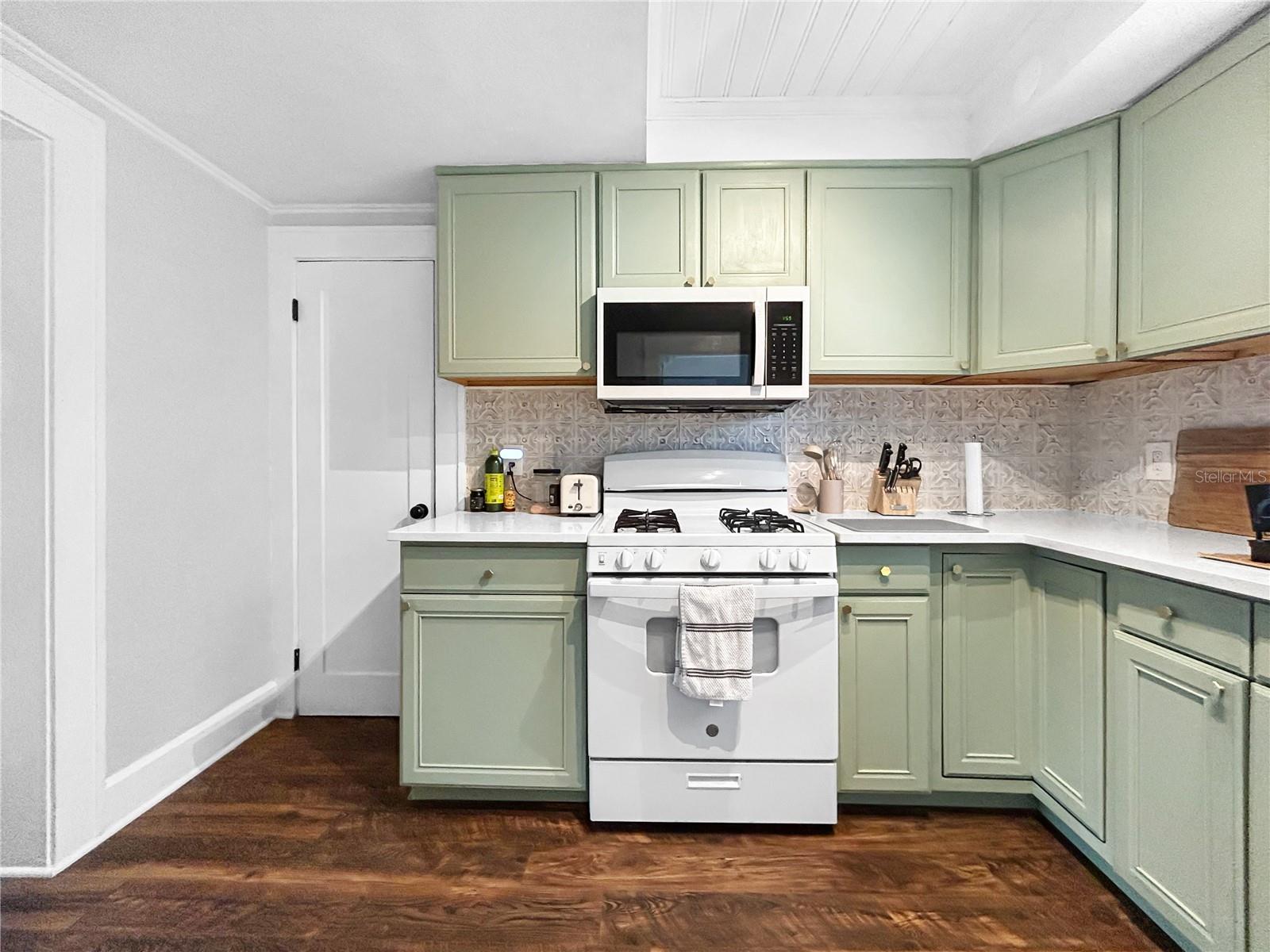 GRAND VIEW PARK - Residential Income