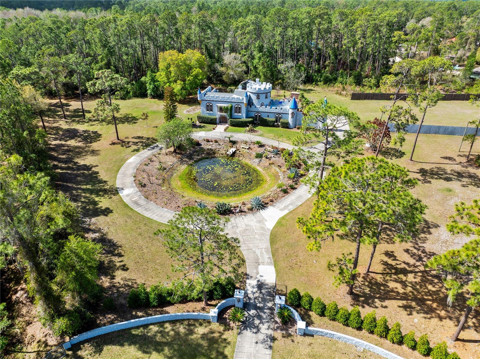 LAKE AND PINES ESTATES - Residential