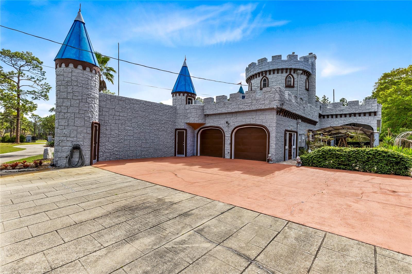 LAKE AND PINES ESTATES - Residential