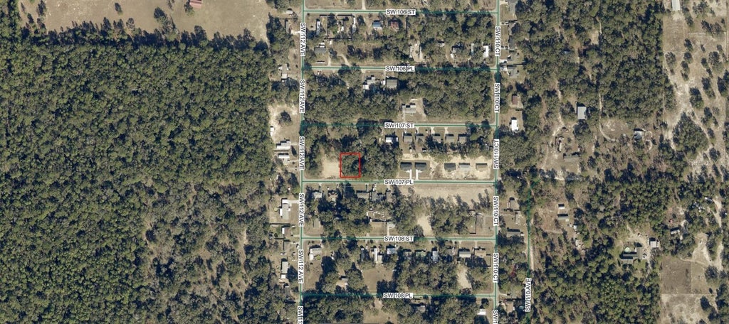 Photo of 11179 SW 107th Place, Dunnellon, FL 34432 (MLS # A4710633)