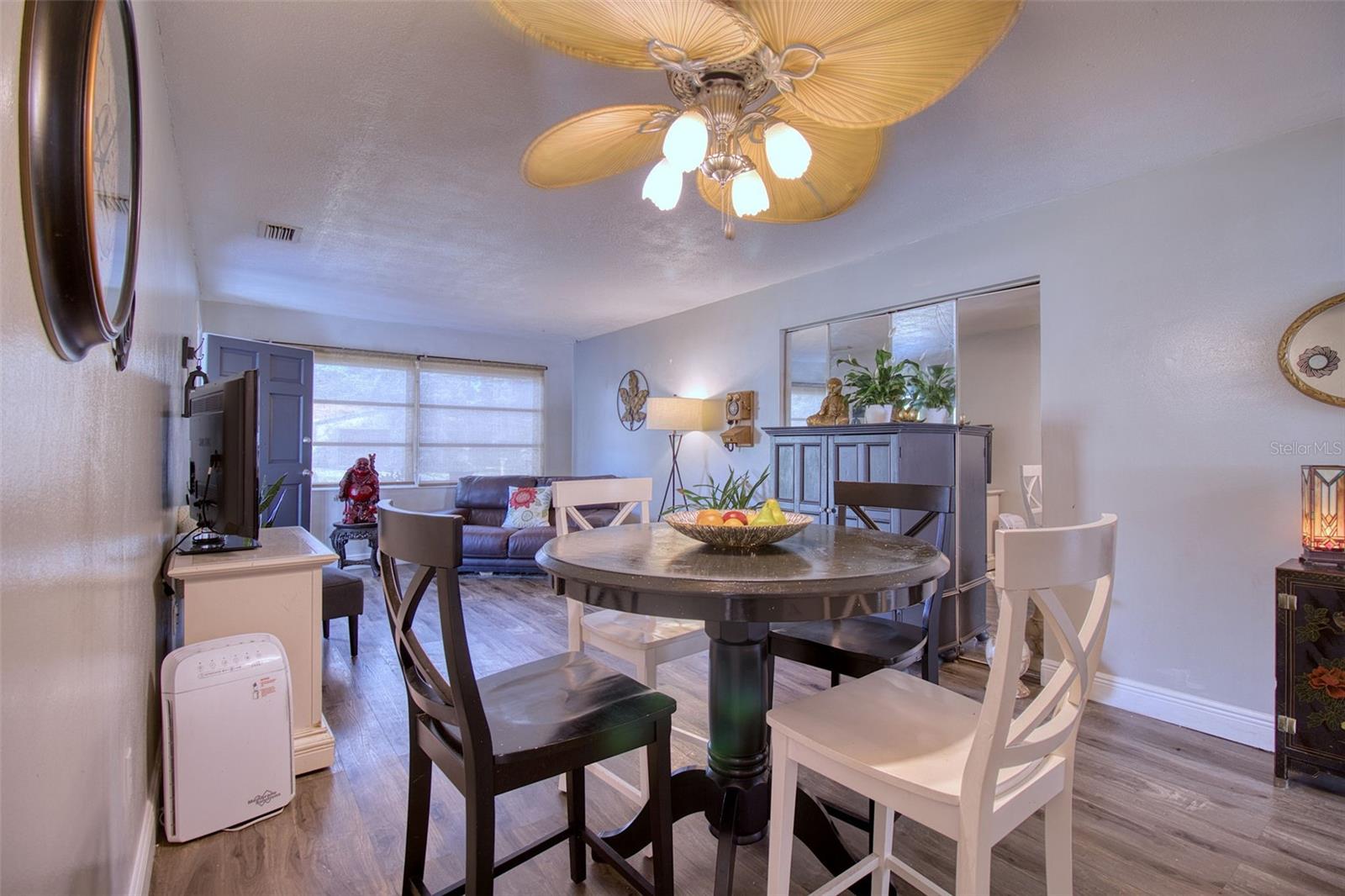 LAKESIDE TERRACE 1ST ADD - Residential