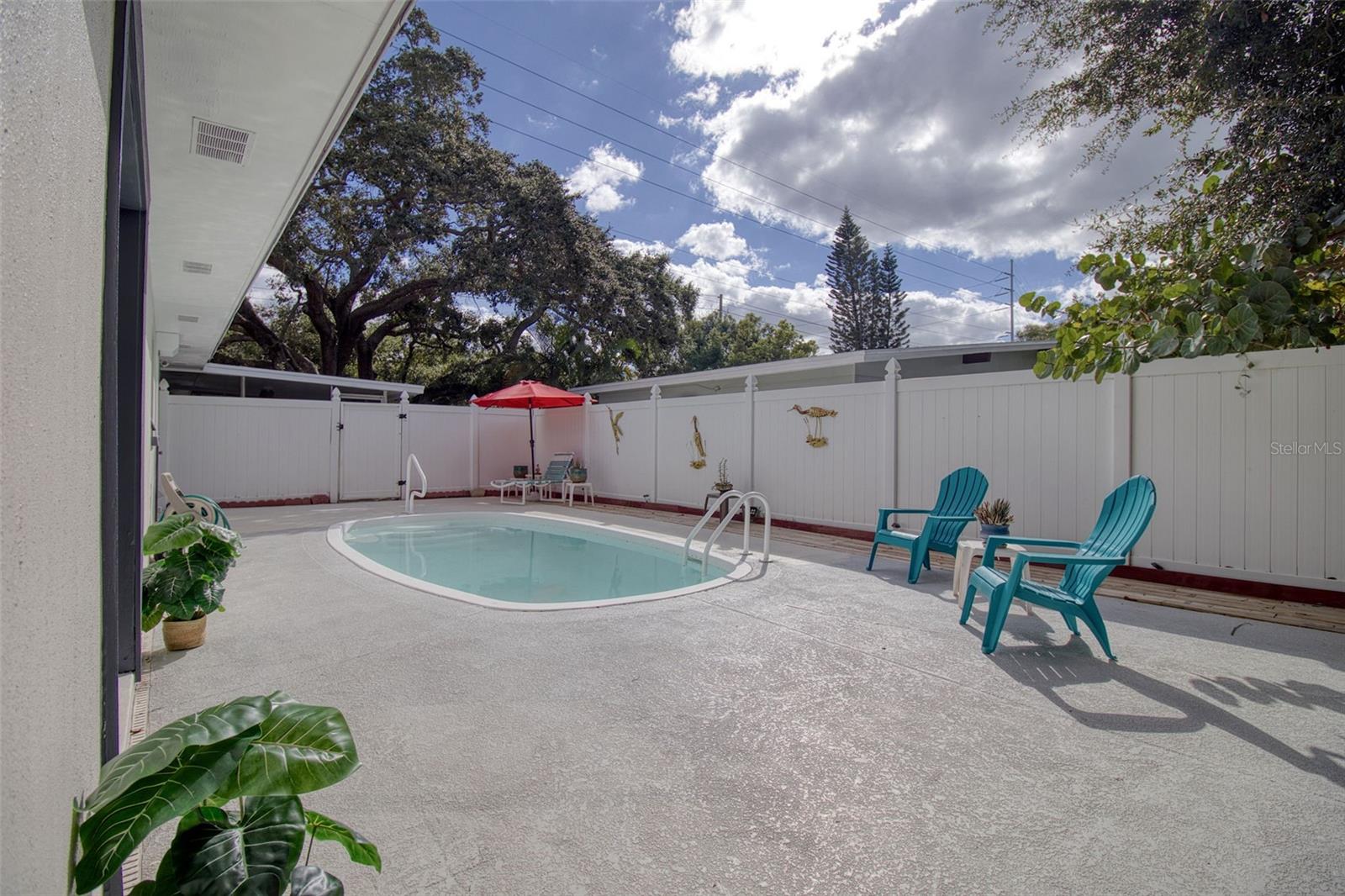 LAKESIDE TERRACE 1ST ADD - Residential