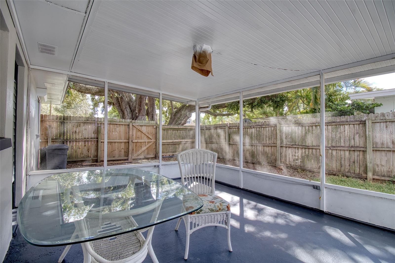 LAKESIDE TERRACE 1ST ADD - Residential