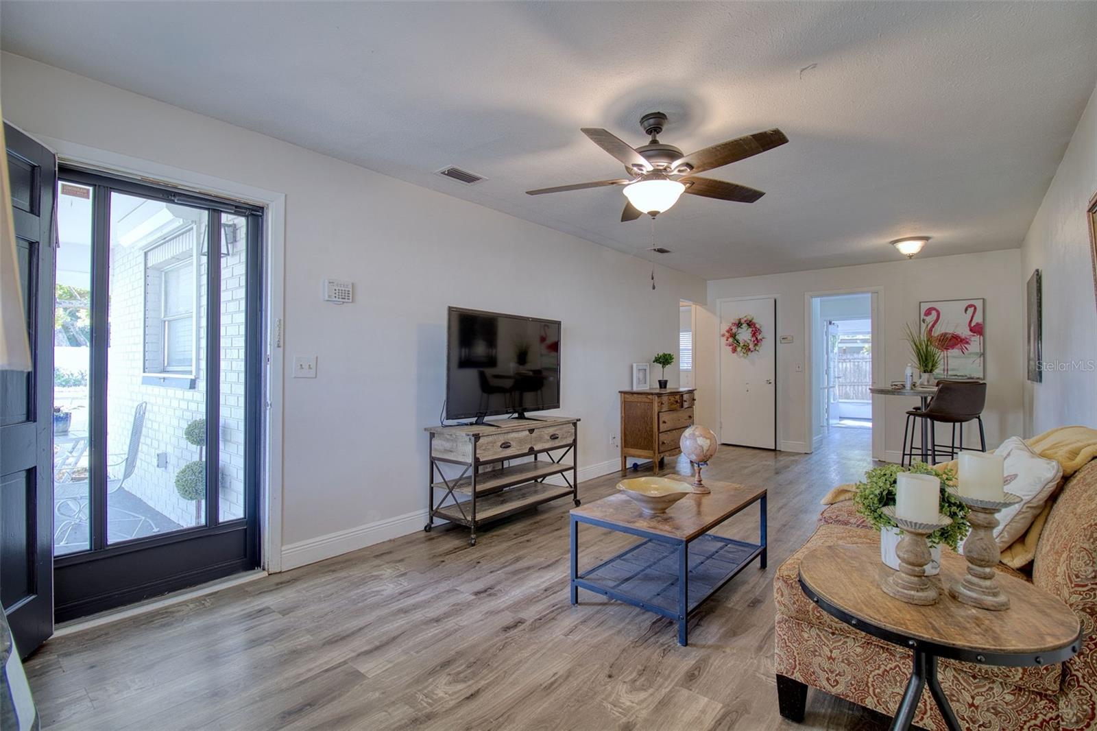 LAKESIDE TERRACE 1ST ADD - Residential